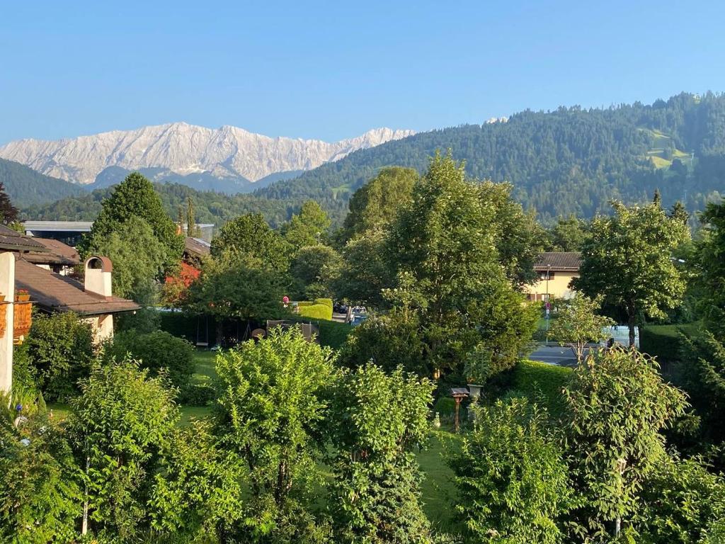 LUNA Mountain Lodge Garmisch room 1